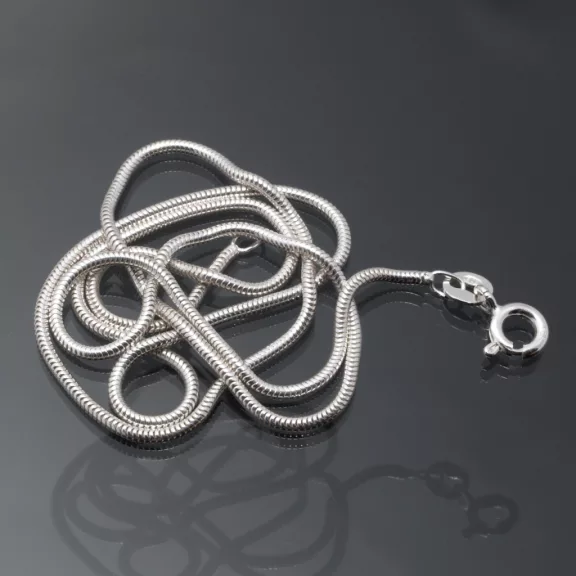 "Törhetetlen" Ezüst kígyólánc