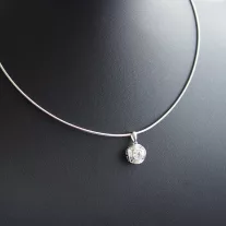 Napsugár medál félmerev Ezüst láncon