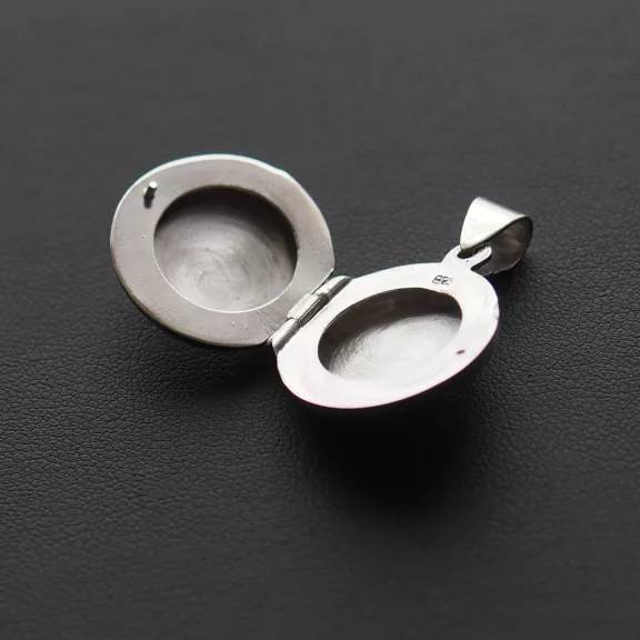 Kicsi kör nyitható medál - 20mm