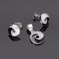 Fekete zománcos spirál Garnitúra