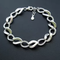 Váltott szemes ezüst karkötő