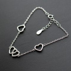 Szívben Szív ezüst karkötő