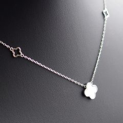 Clifford gyöngyház medál vékony anker láncon