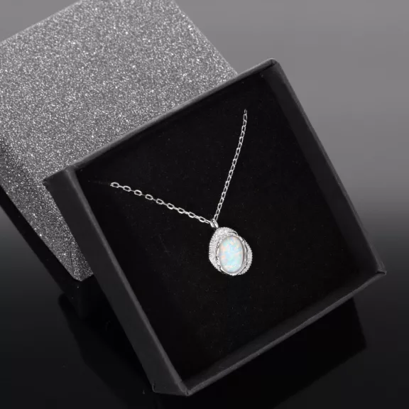 Aszimmetrikus Opál medál vékony anker láncon-fehér