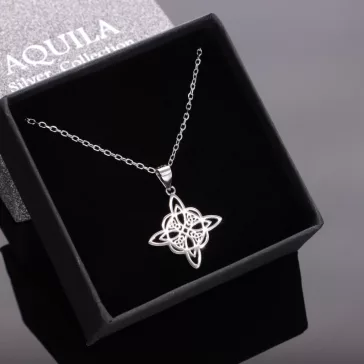 Nagy Kelta mintás medál nyakláncon
