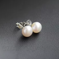 Kicsi Tenyésztett Gyöngy bedugós fülbevaló - 6-7 mm Fehér