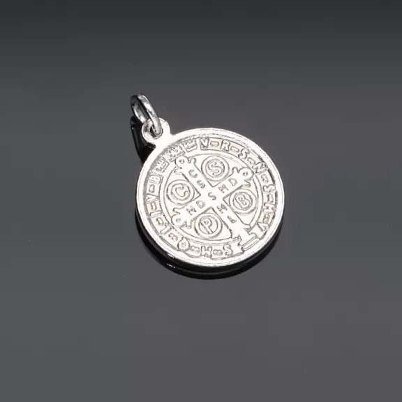 Szent Benedek ezüst medál