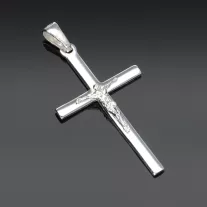 Kereszt ezüst medál - Feszülettel