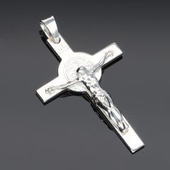   Kereszt ezüst medál - Feszülettel - Szent Benedek érmével