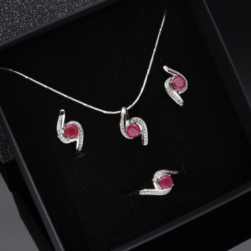 Ölelés Rubin köves Ezüst garnitúra