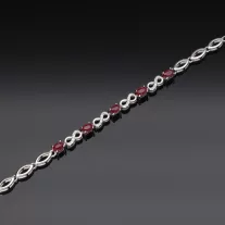  Ovál Rubin köves ezüst karkötő - Végtelen