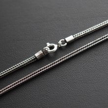 Szögletes Antikolt ezüst karlánc  - 2x2 mm 