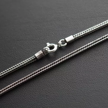 Szögletes Antikolt ezüst lánc  - 2x2 mm 